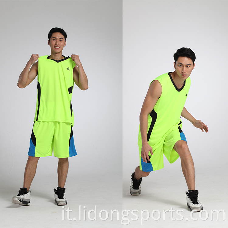 Nuovo logo Style Design Sportswear Basket Wear Uomini Set uniforme della maglia da basket per adulti
